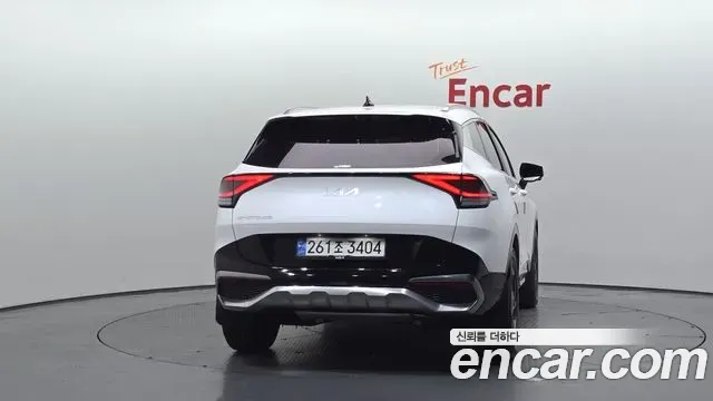 Kia Sportage Gasoline 1.6 Turbo 2WD Signature 2023 — фото 4