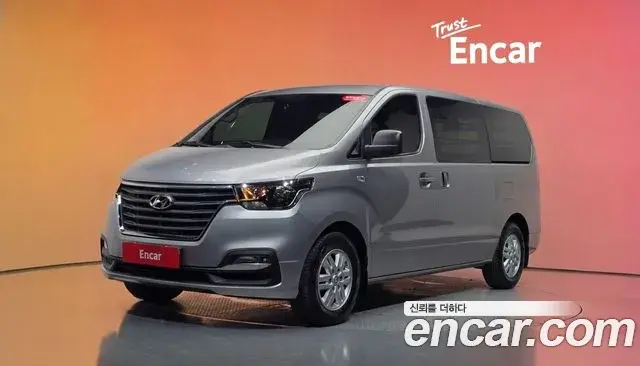 Hyundai Starex Van 3-Seater Smart 2021