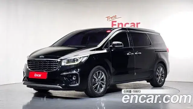 Kia Carnival 9-Seater Prstige 2019