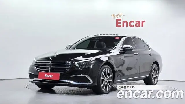 Mercedes-Benz E-Class E300e 4MATIC Exclusive 2021