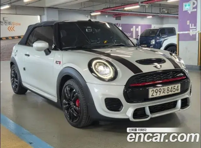 Mini Cooper Convertible JCW 3rd 2021