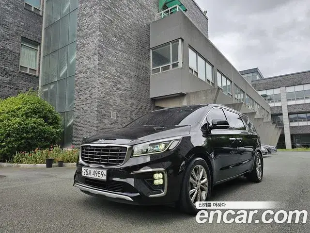 Kia Carnival 9-Seater Noblesse Special 2019