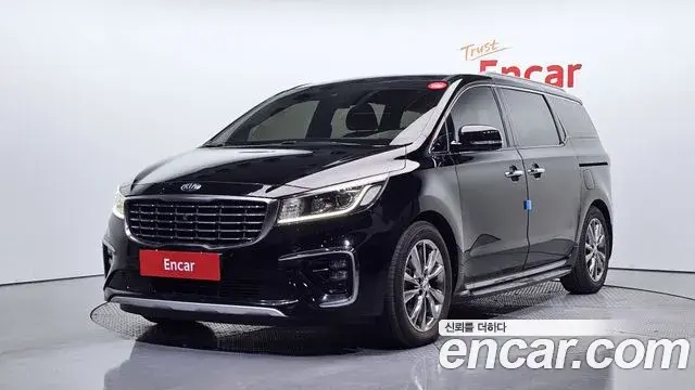 Kia Carnival 9-Seater Noblesse 2019