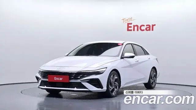 Hyundai AVANTE 1.6 Inspiration 2025