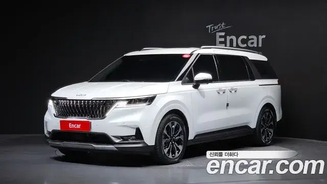 Kia Carnival Gasoline 9-Seater Signature 2023