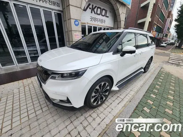 Kia Carnival Diesel 9-Seater Noblesse 2023