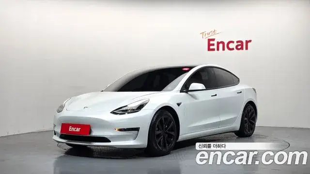 Tesla Model 3 Standard Range Plue RWD 2021
