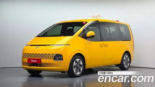 Hyundai Staria HEV 1.6 Tourer 11-Seater Modern 2024