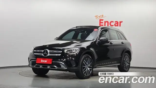 Mercedes-Benz GLC-Class GLC300e 4MATIC 2021