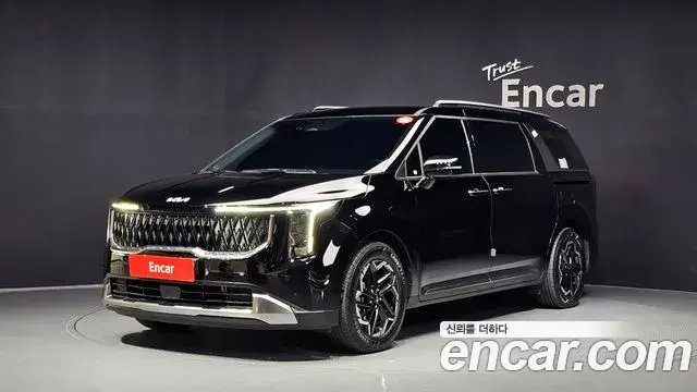 Kia Carnival Diesel 9-Seater Noblesse 2024
