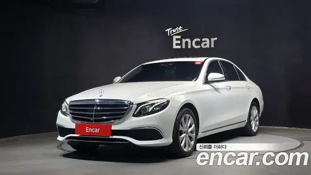 Mercedes-Benz E-Class E300 4MATIC Exclusive 2020