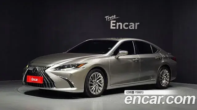 Lexus ES Executive 2022