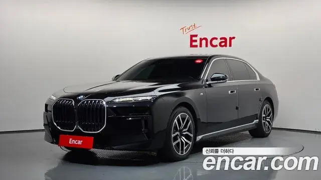 BMW 7-Series 740i sDrive M Sport 2023