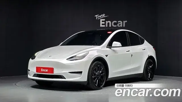 Tesla Model Y RWD 2023
