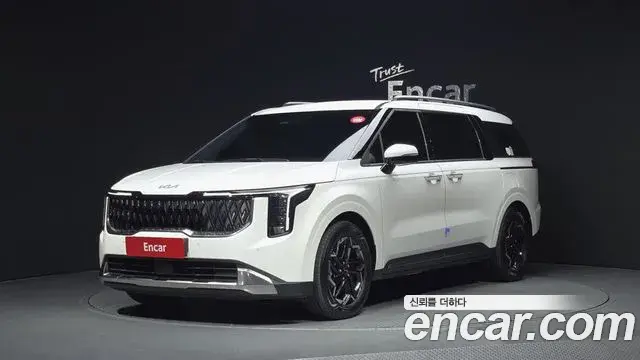 Kia Carnival Gasoline 9-Seater Noblesse 2024