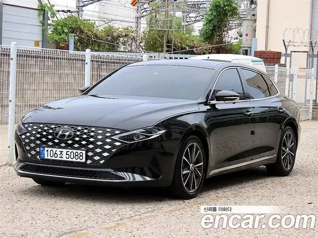 Hyundai Grandeur 2.5 Exclusice 2022
