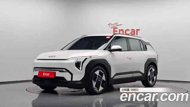 Kia EV3 Long Range 2WD Earth 2024