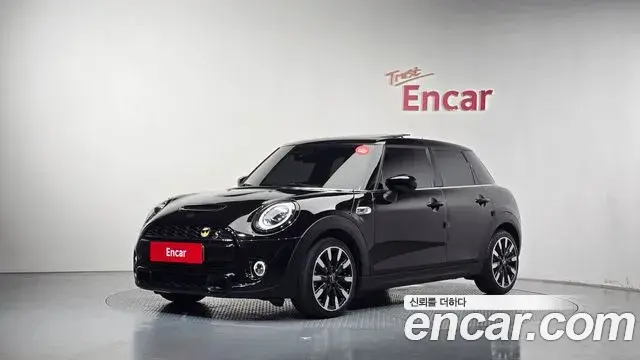 Mini Cooper 5Door HIGH 3rd 2020