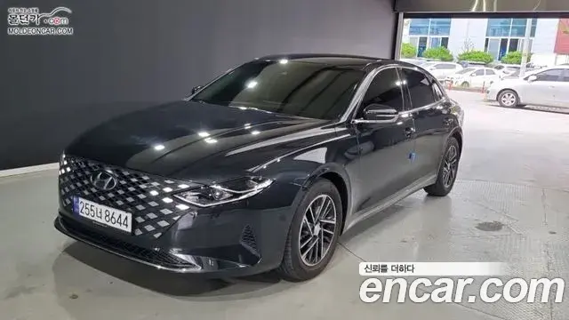 Hyundai Grandeur 2.5 Premium 2022