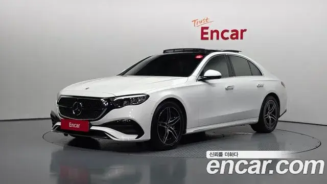 Mercedes-Benz E-Class E200 AMG Line 2025