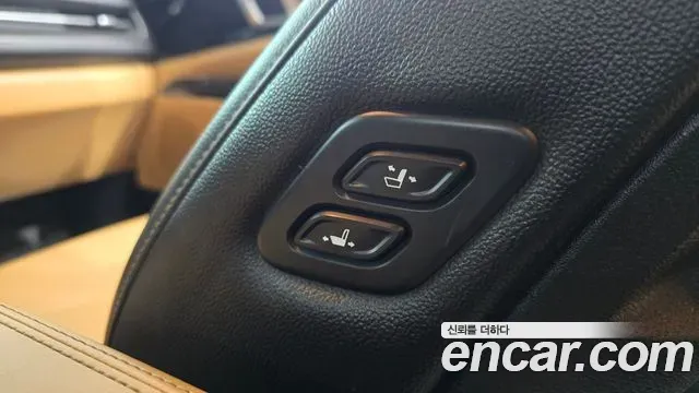 Kia Carnival Diesel 9-Seater Noblesse 2020 — фото 18