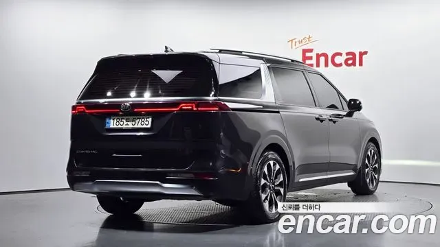 Kia Carnival Diesel 9-Seater Noblesse 2020 — фото 2