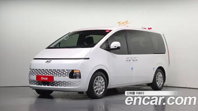 Hyundai Staria Tourer 9-Seater Modern 2022