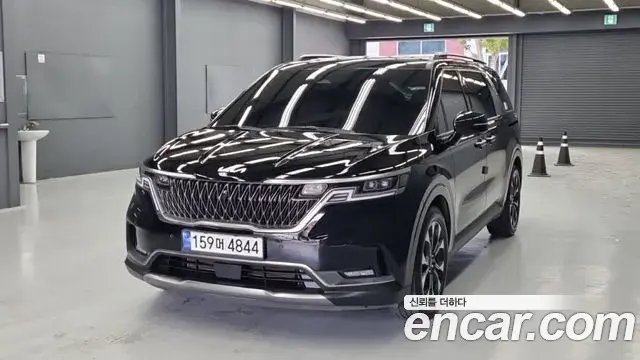 Kia Carnival Gasoline 9-Seater Signature 2022