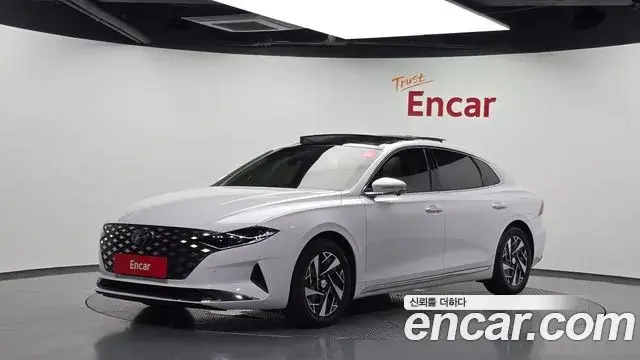 Hyundai Grandeur Le Blanc 2022