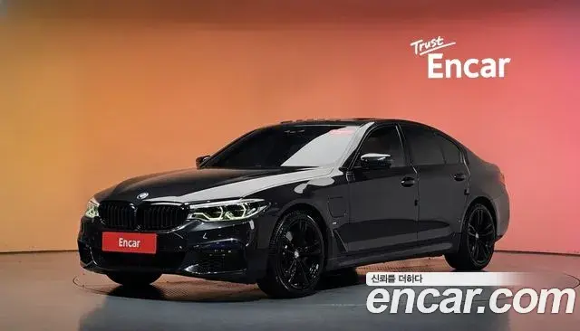 BMW 5-Series 530e M Sport 2020