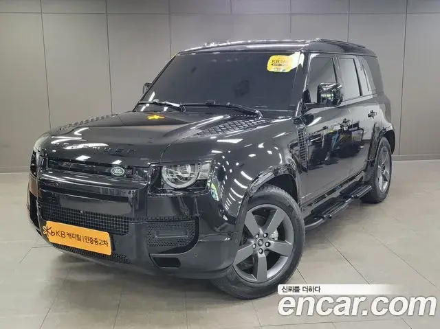 Land Rover Defender 110 P300 X-Dynamic SE 2025