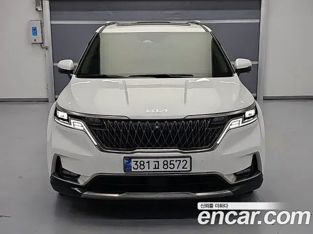 Kia Carnival Gasoline 9-Seater Signature 2022