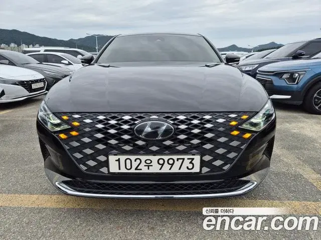 Hyundai Grandeur 2.5 Le Blanc 2022