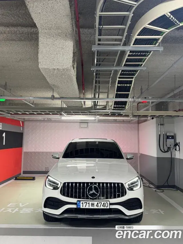 Mercedes-Benz GLC-Class GLC300e 4MATIC Coupe 2020