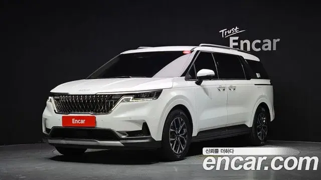 Kia Carnival Gasoline 9-Seater Signature 2023