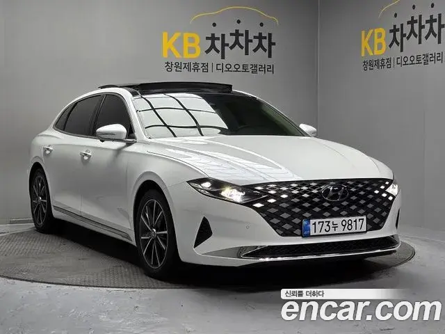 Hyundai Grandeur 2.5 Le Blanc 2022