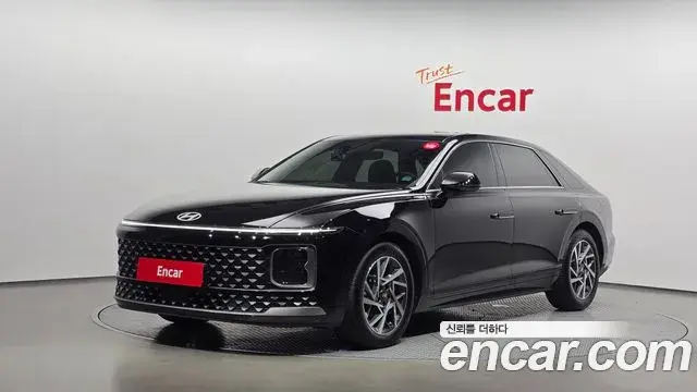 Hyundai Grandeur Premium 2025