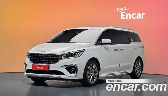 Kia Carnival 9-Seater Prstige 2019