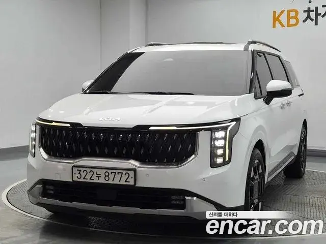 Kia Carnival Diesel 9-Seater Signature 2024