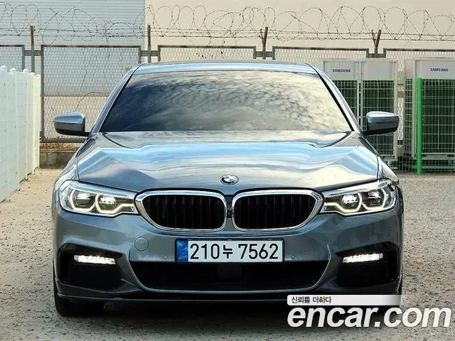 BMW 5-Series 530i xDrive M Sport Package Plus 2019