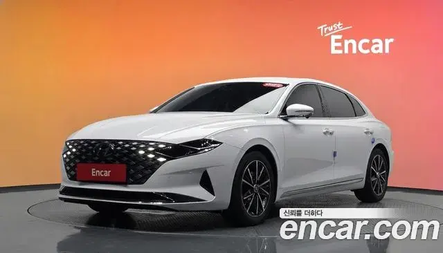 Hyundai Grandeur 2.5 Le Blanc 2022