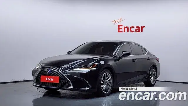 Lexus ES Executive 2021