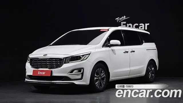 Kia Carnival 11-Seater Prestige 2020
