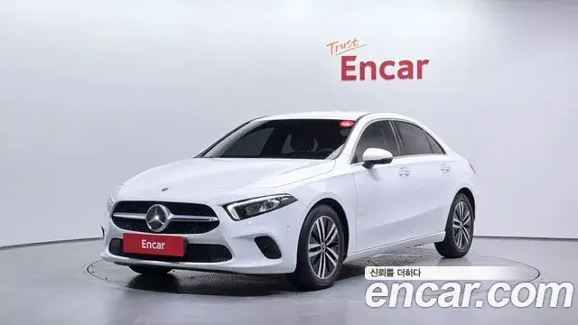 Mercedes-Benz A-Class A220 Sedan 2021