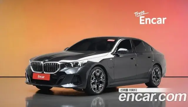BMW 5-Series 530e M Sport 2025