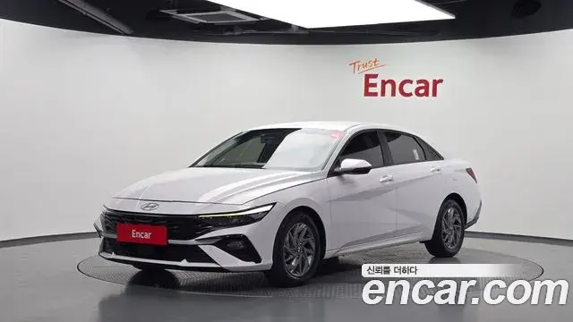 Hyundai AVANTE Smart 2023