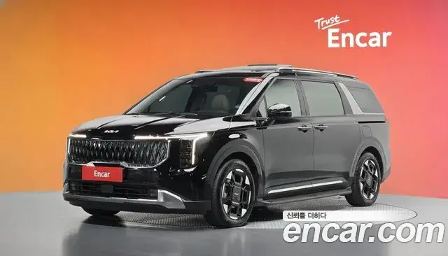 Kia Carnival HEV 7seater Signature 2025