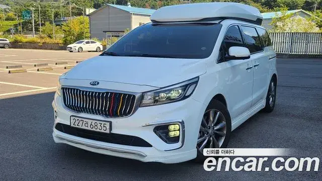 Kia Carnival 9-Seater Hi-Limousine Noblesse Special 2019