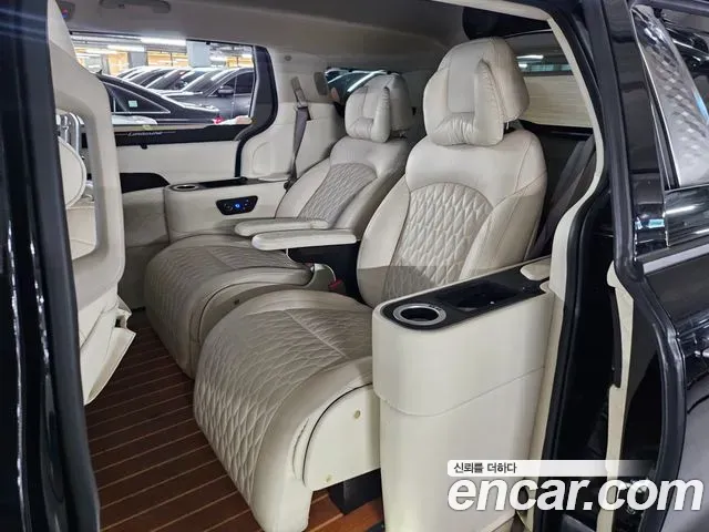 Kia Carnival Gasoline 9-seater Limousine(Special vehicle) 2022 — фото 14