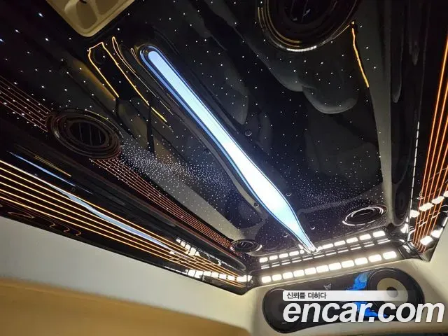 Kia Carnival Gasoline 9-seater Limousine(Special vehicle) 2022 — фото 18